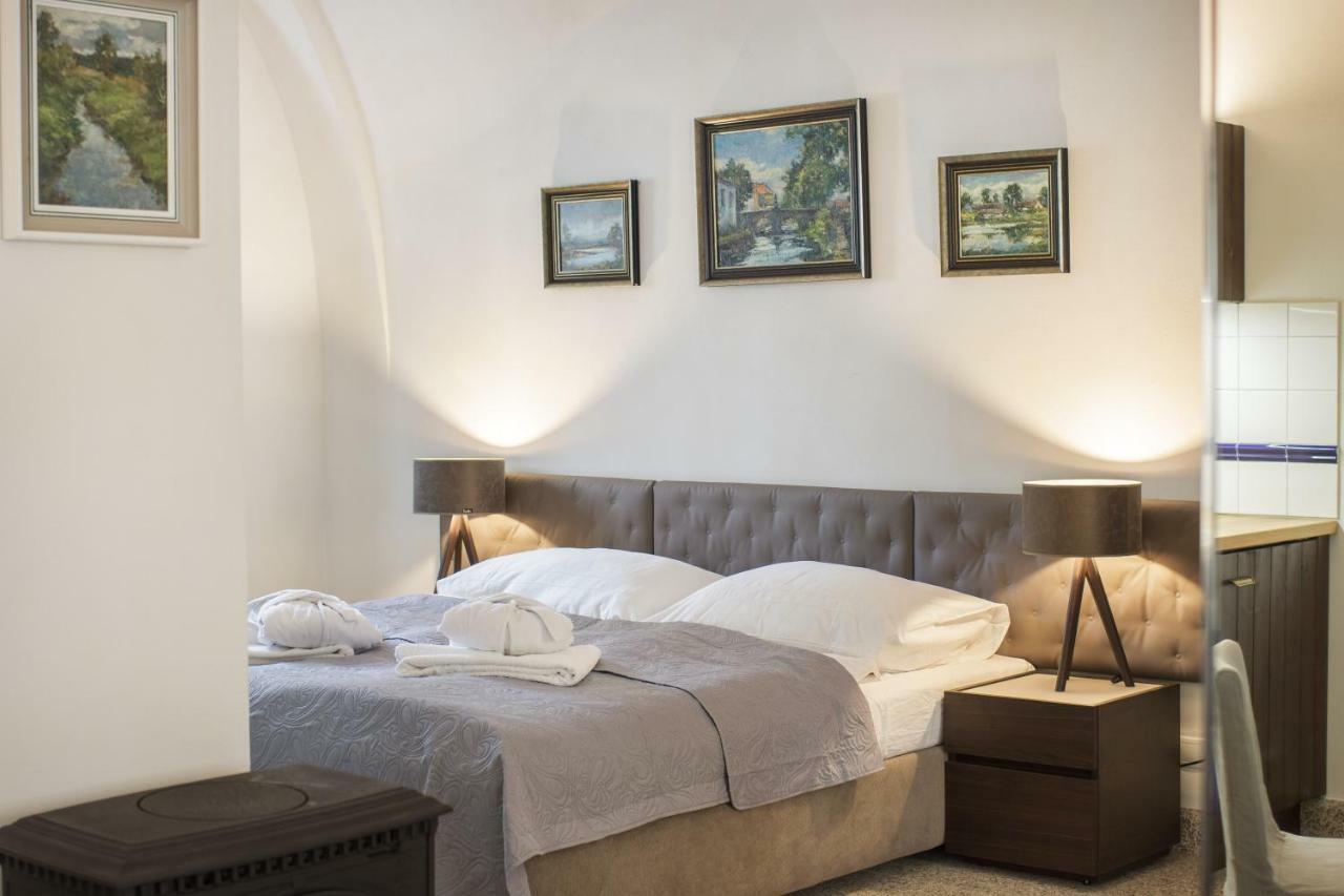 Apartmany Supina Trebon Exterior photo
